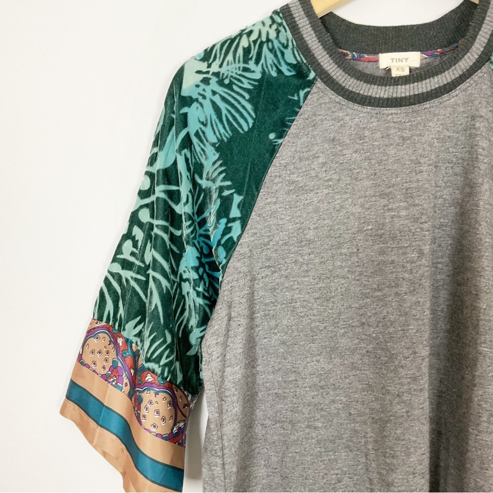 Anthropologie Tiny Cassidy Velvet Sleeve Top - Picture 2 of 6